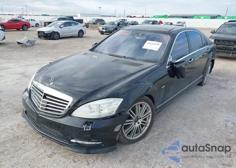 2011 Mercedes-Benz S 400 Hybrid z USA, uszkodzony, nr VIN WDDNG9FB2BA385532